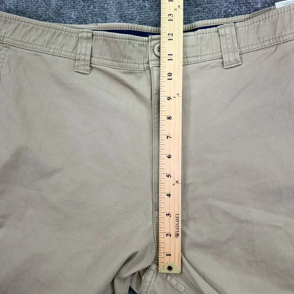 St Johns Bay Shorts Mens 42 (43x9) British Khaki Comfort Stretch Power Waistband